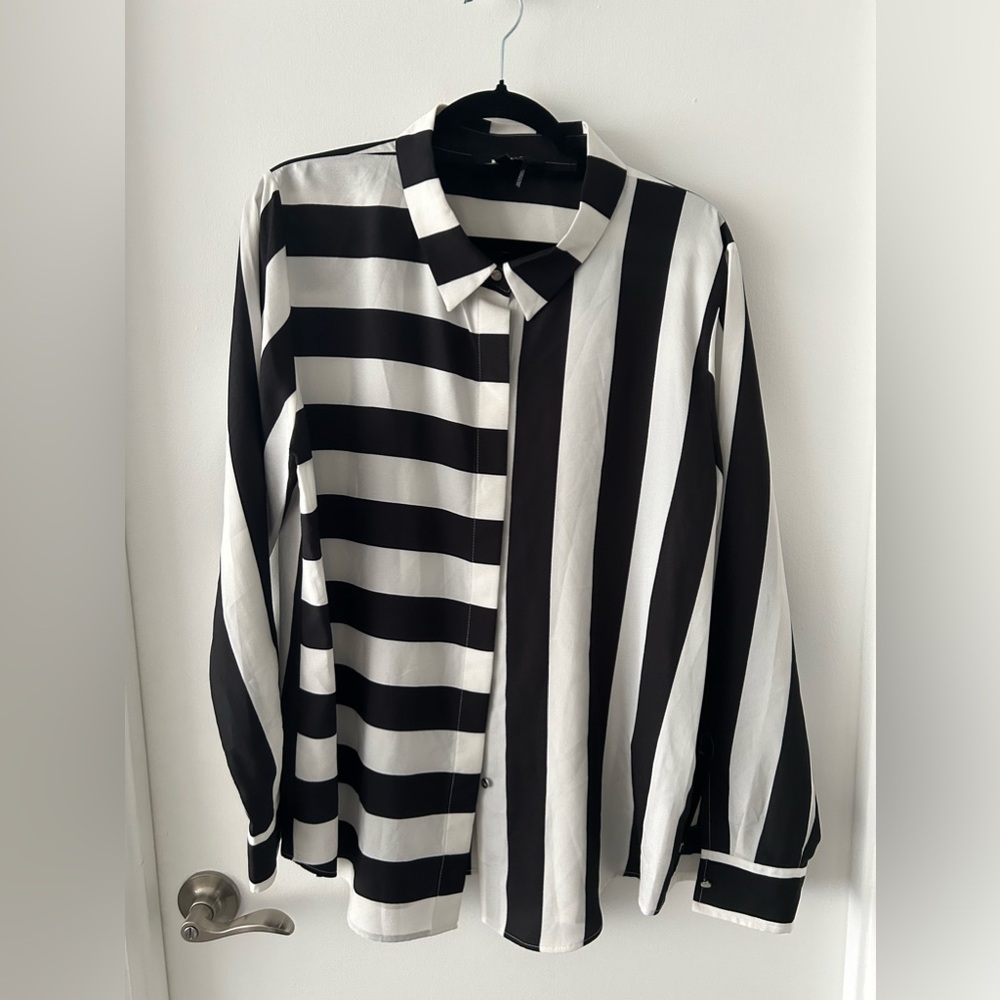 DKNY striped button down long sleeve shirt blouse